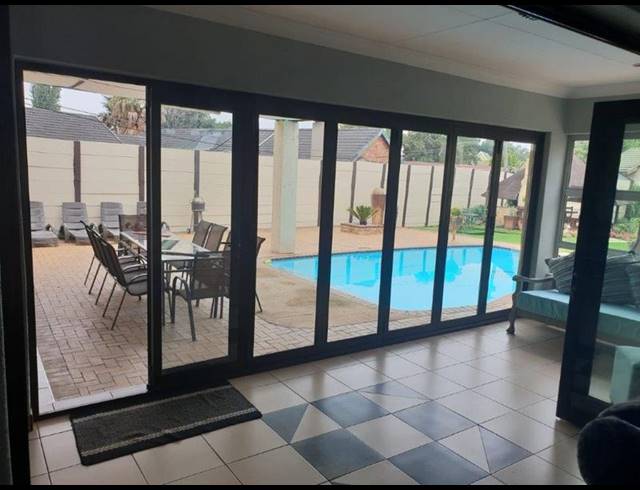 4 BEDROOM HOUSE FOR SALE IN EDELWEISS